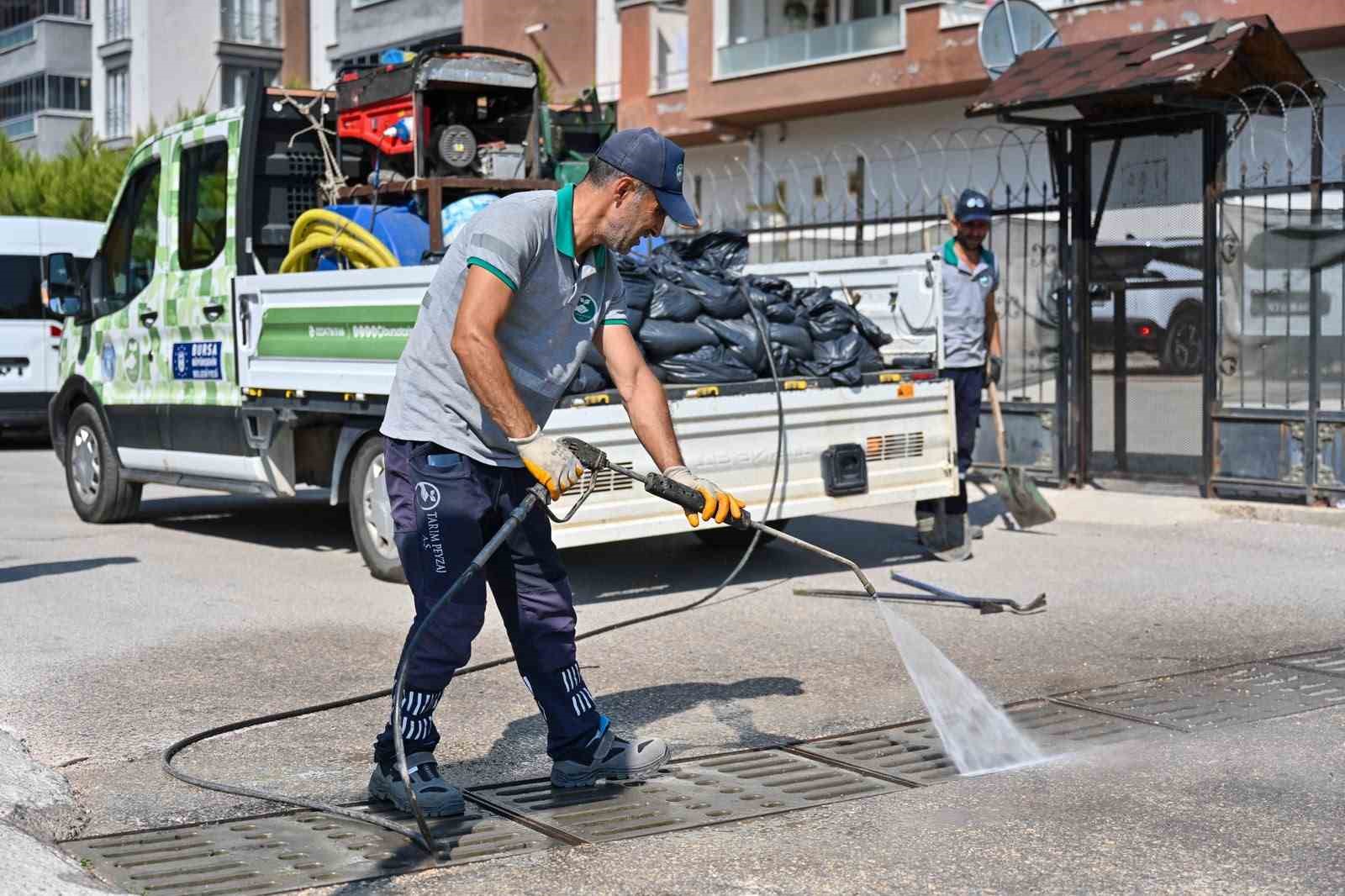 Büyükşehir’den altyapıya bahar temizliği
