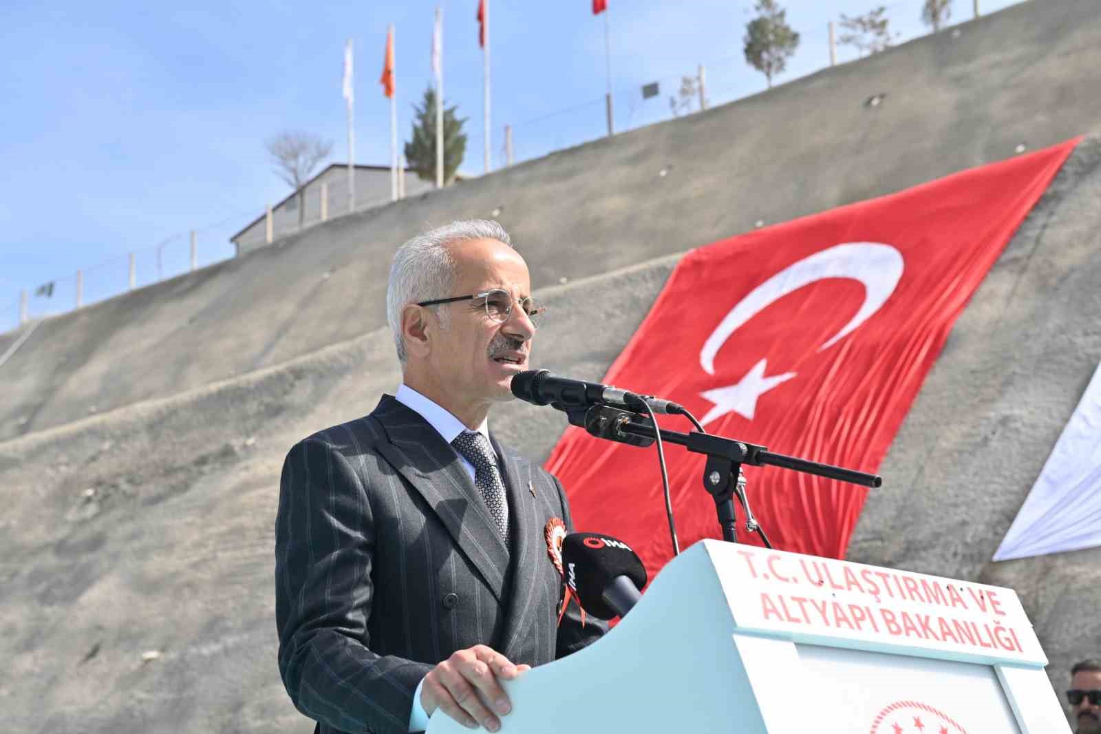 Yavuz Sultan Selim Köprüsü 10 yaşında