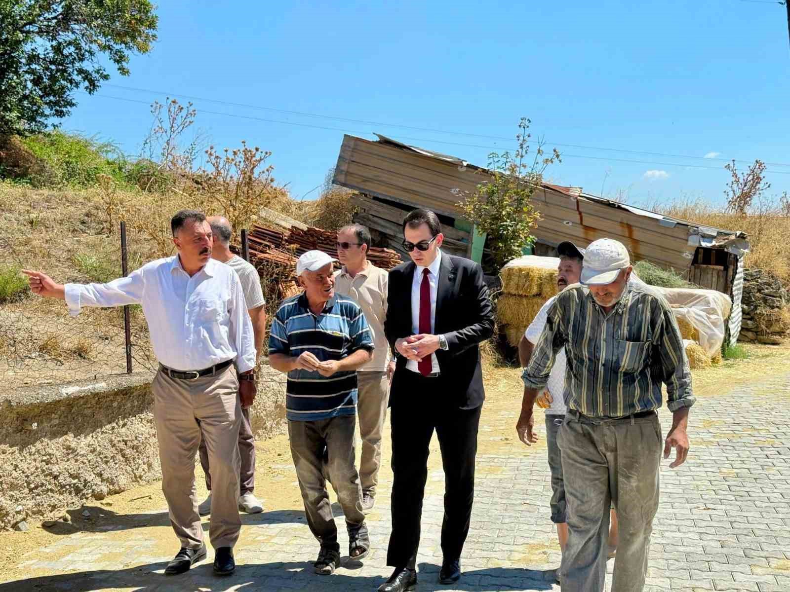 Hisarcık Çatak ve Hocalar köylerinde parke taşı çalışmaları yerinde incelendi