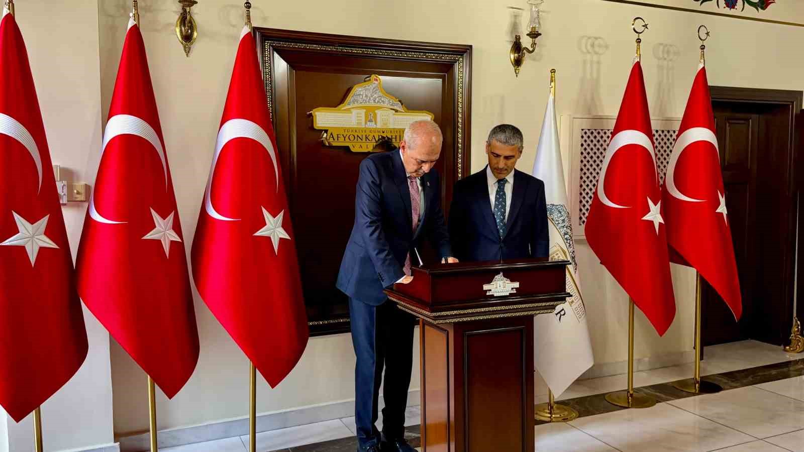 TBMM Başkanı Kurtulmuş, Vali Aktaş’ı ziyaret etti