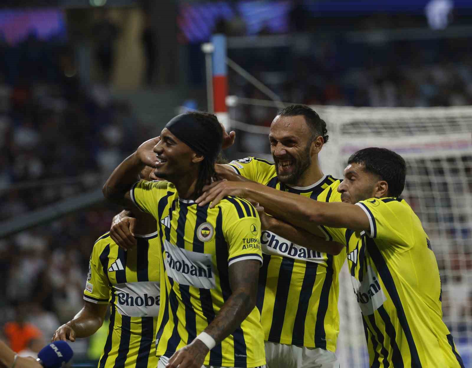UEFA Şampiyonlar Ligi: Lyon: 1 - Fenerbahçe: 2 (Maç sonucu)