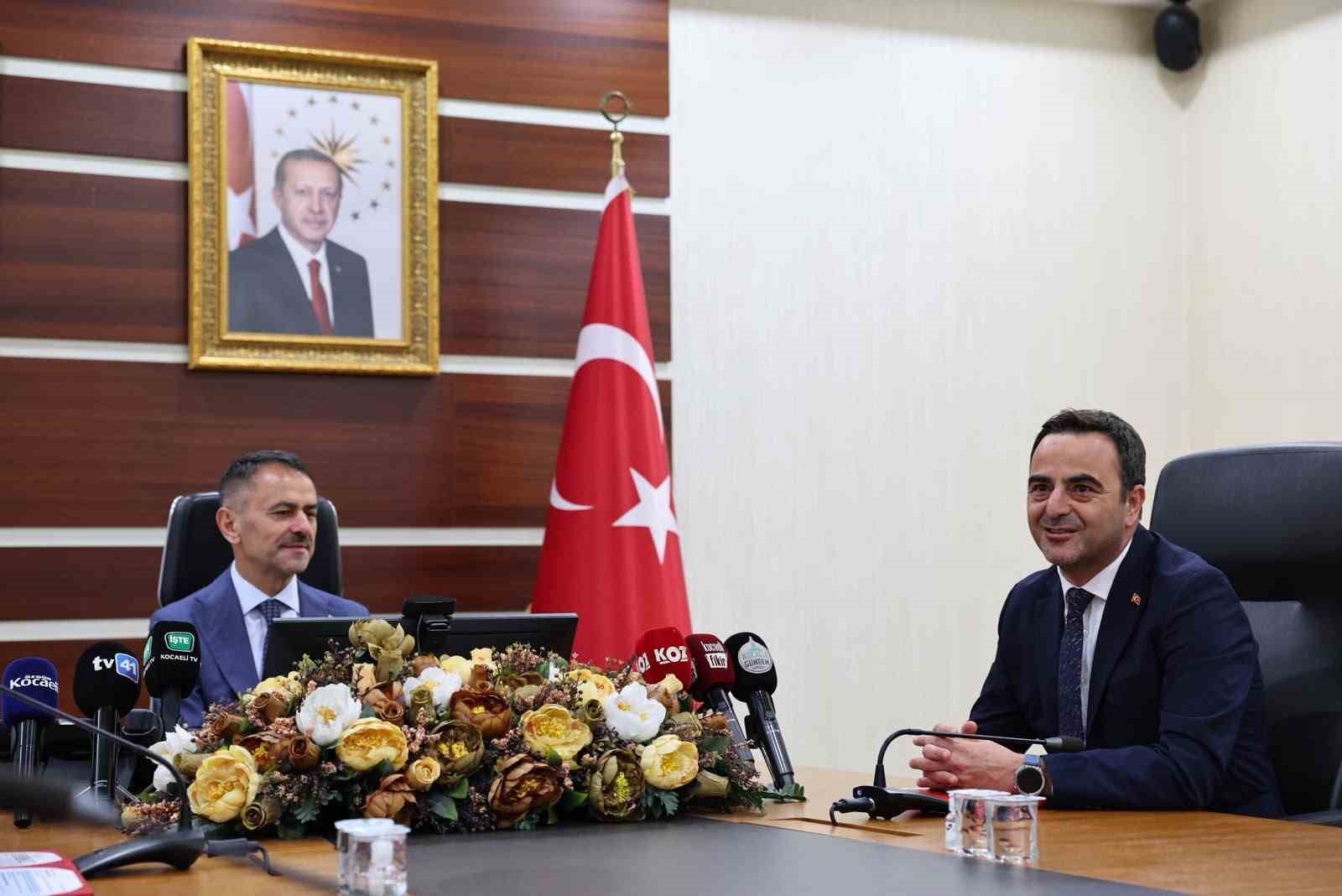 Başiskele’de inşa edilecek 24 sınıflı ilkokul için protokol imzalandı