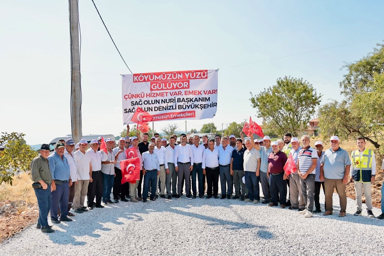 Denizli’de 4 ilçeyi bağlayan yoldaki 30 yıllık hasret sona erdi