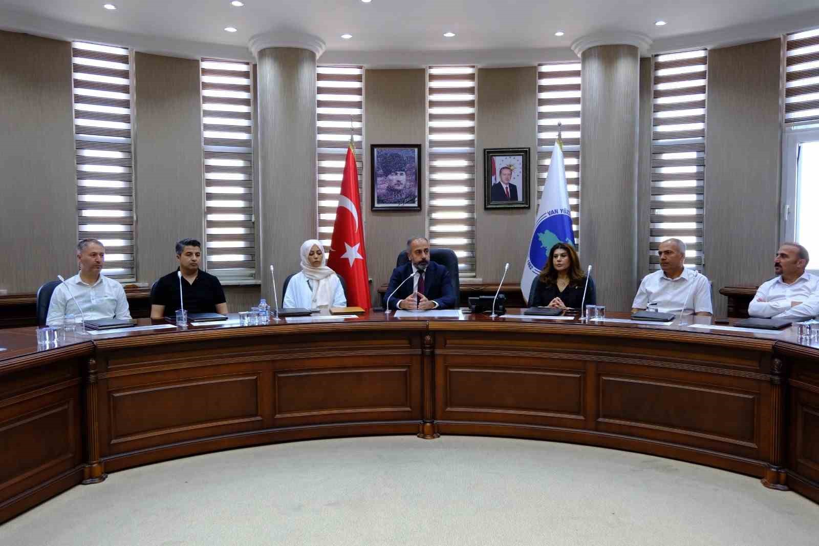Van MAT-BİL Projesi ilk meyvelerini verdi: Öğrenciler hayallerindeki üniversitelere yerleşti