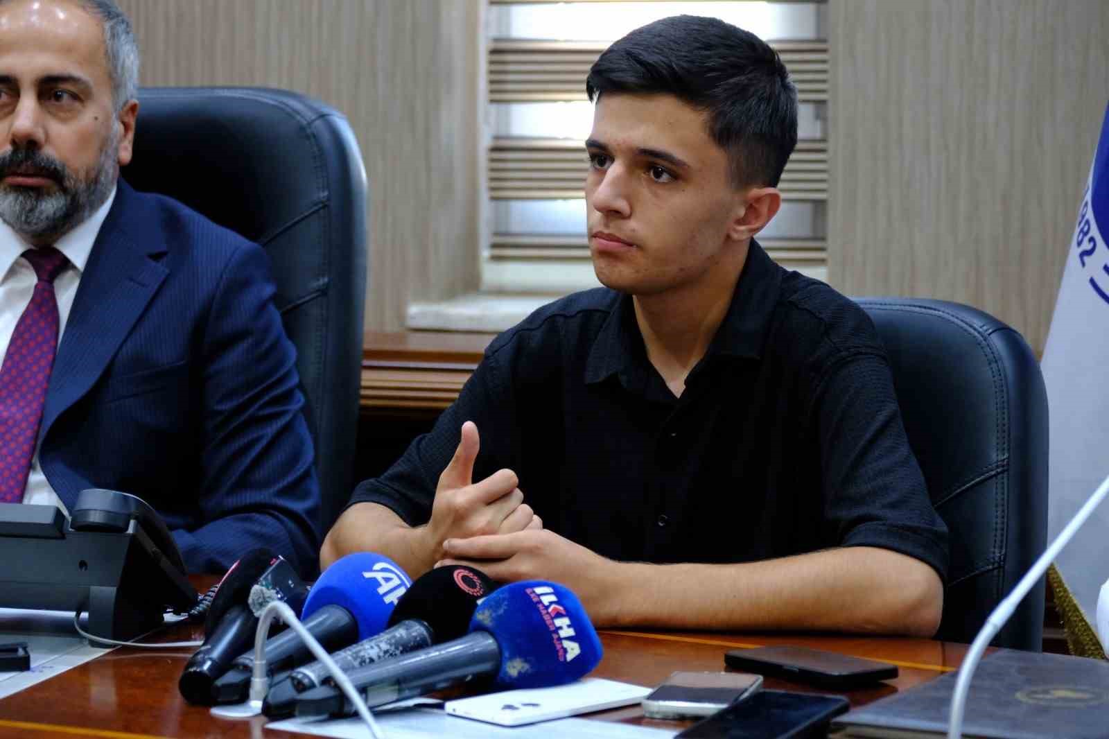 Van MAT-BİL Projesi ilk meyvelerini verdi: Öğrenciler hayallerindeki üniversitelere yerleşti