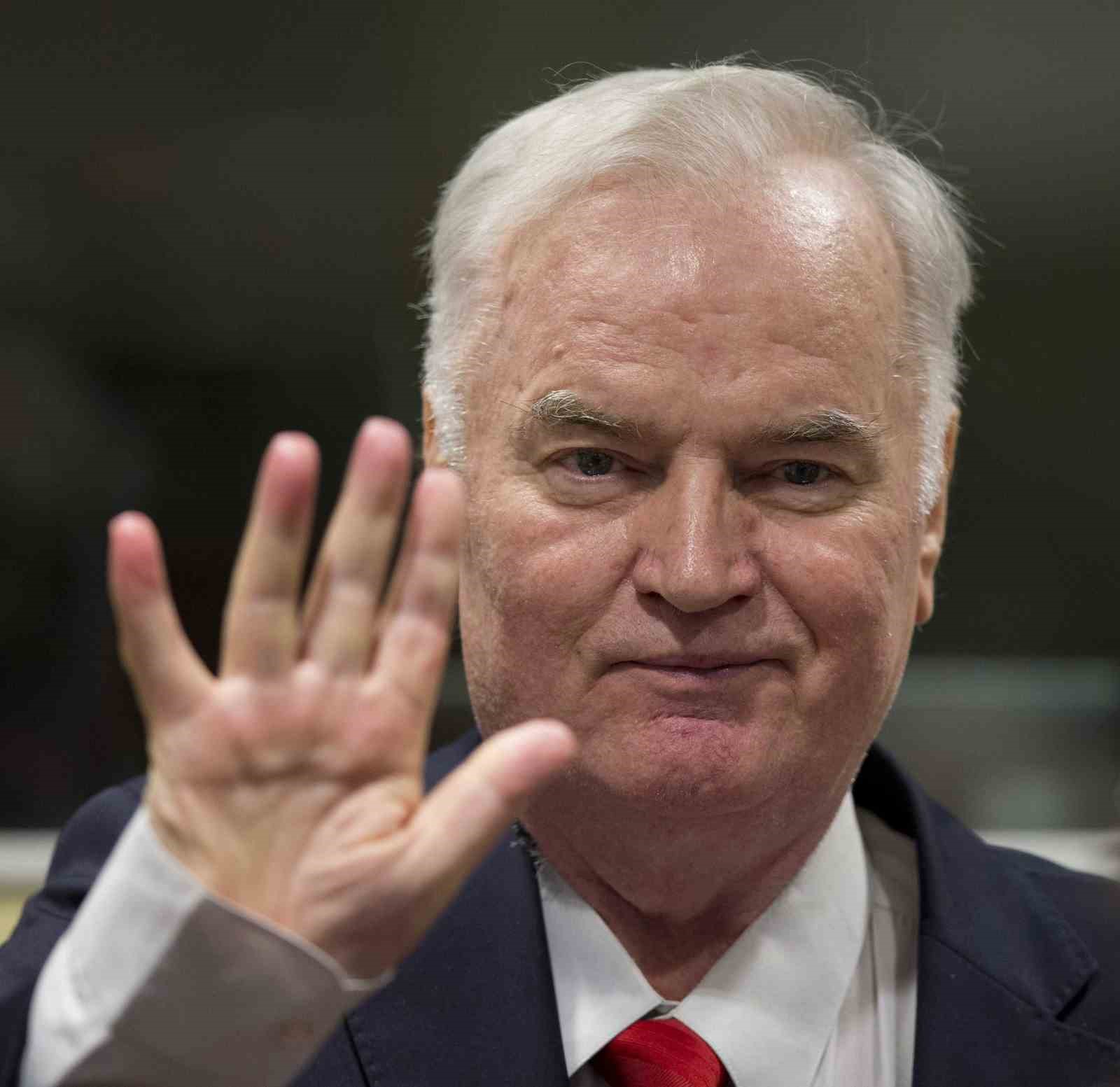 Srebrenitsa soykırımı suçlusu Ratko Mladiç hapishanede öldü