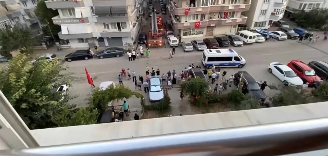 Bursa’da korkutan ev yangını