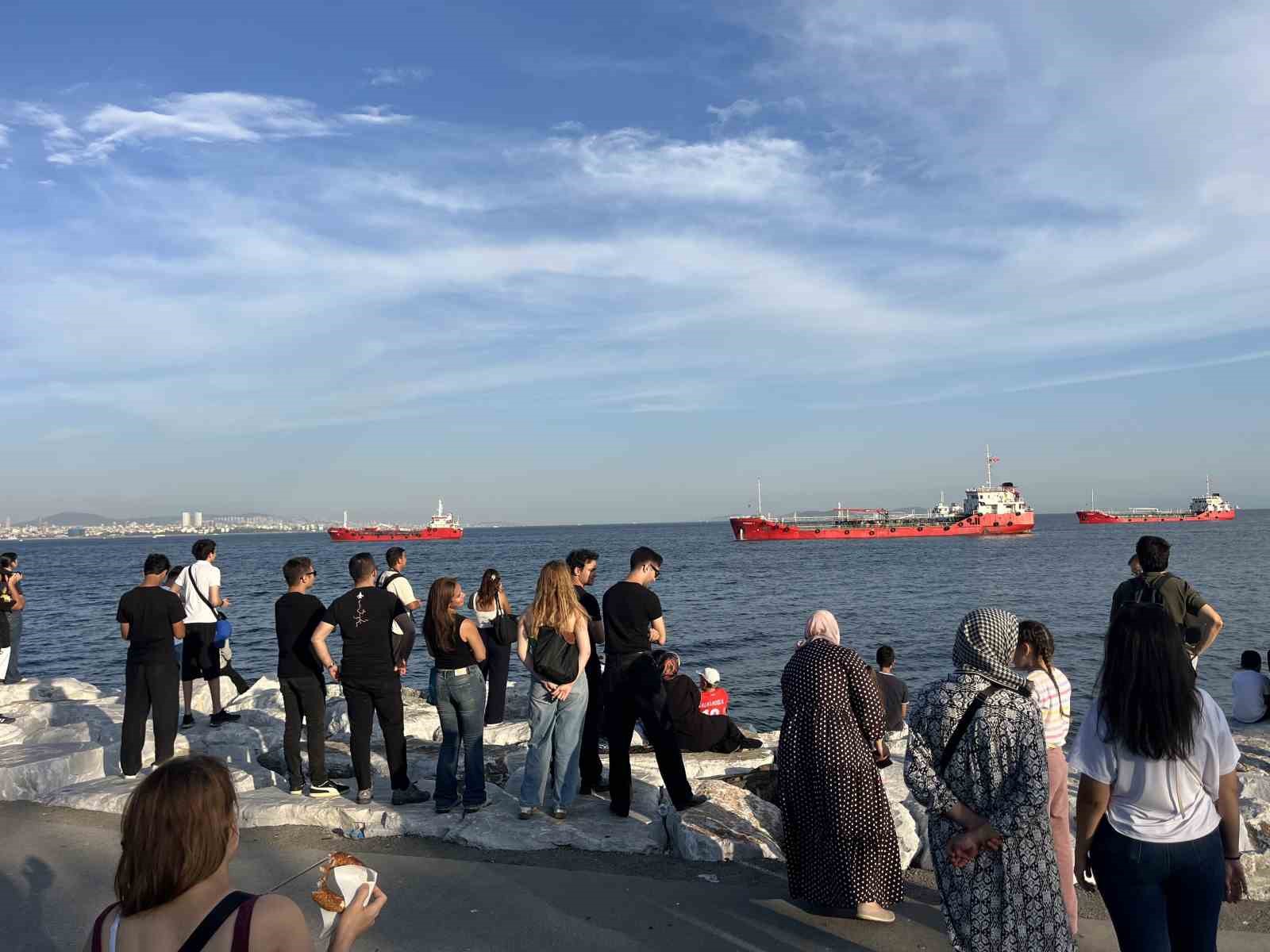 SOLOTÜRK, İstanbul semalarında prova uçuşu yaptı