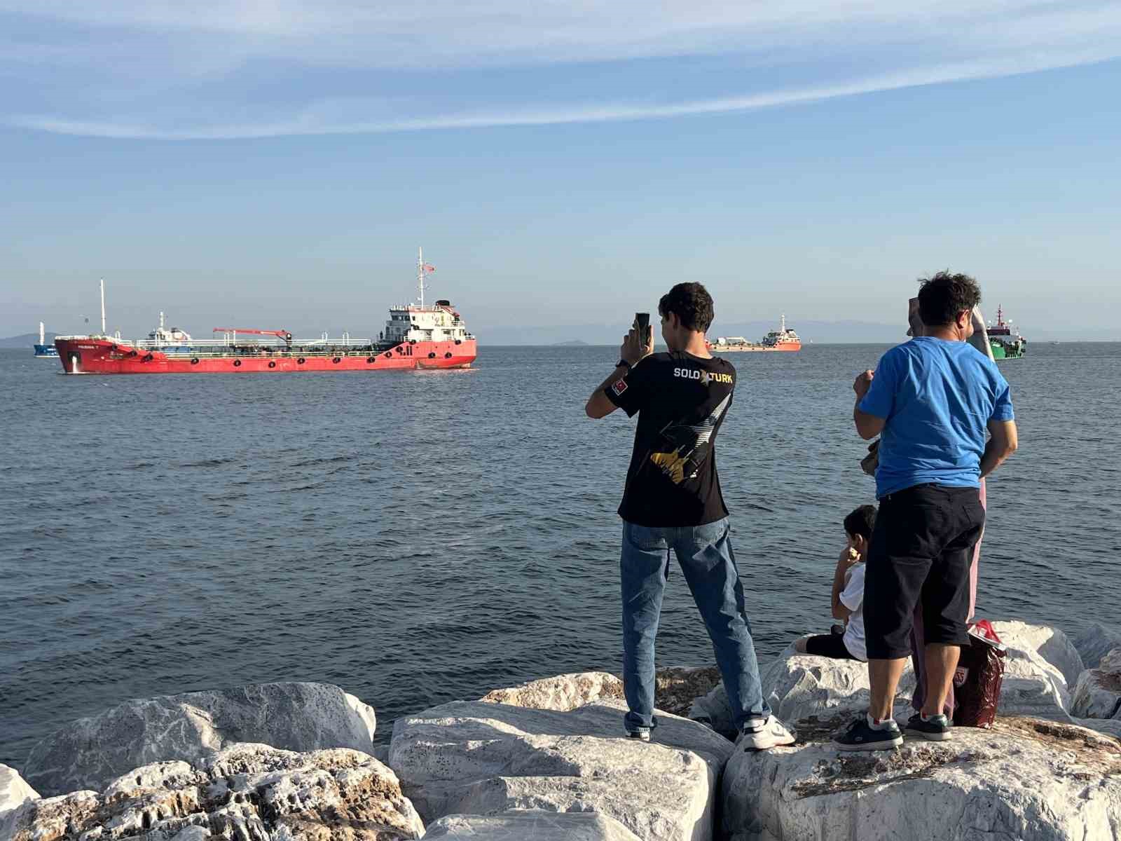SOLOTÜRK, İstanbul semalarında prova uçuşu yaptı