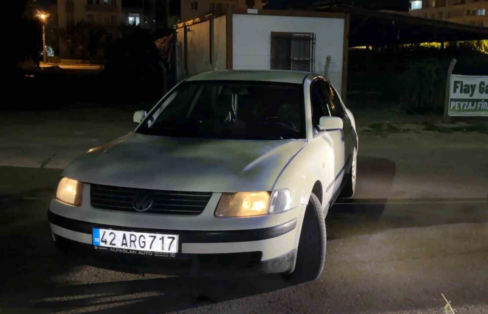 Yol ortasında araç içinde sızıp kaldı, ekipleri alarma geçirdi