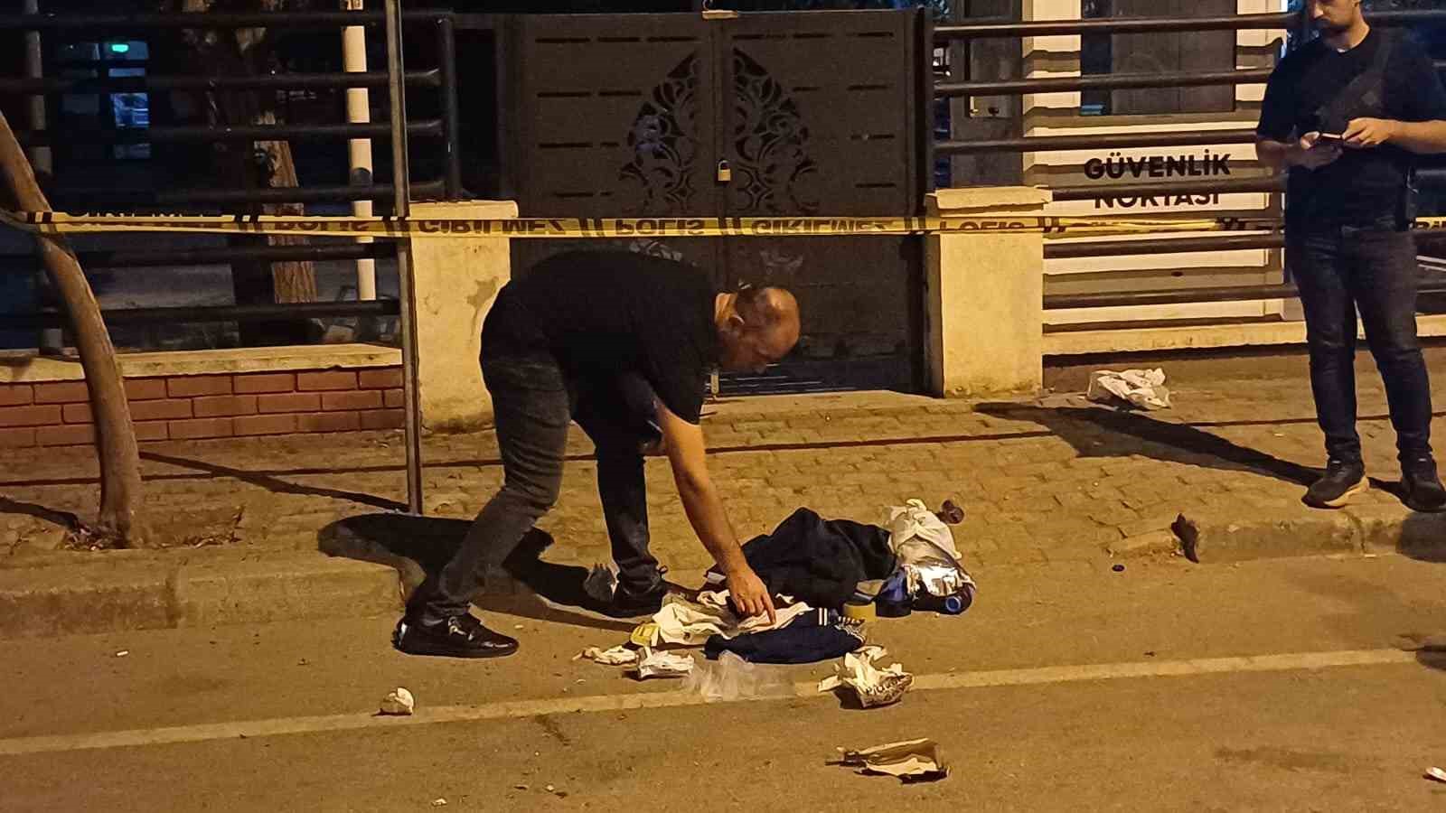 Durakta bulunan şüpheli çanta ekipleri harekete geçirdi