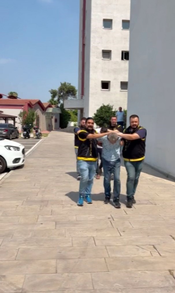 16 su saati çaldılar: ’Şeytana uyduk’ savunması yaptılar