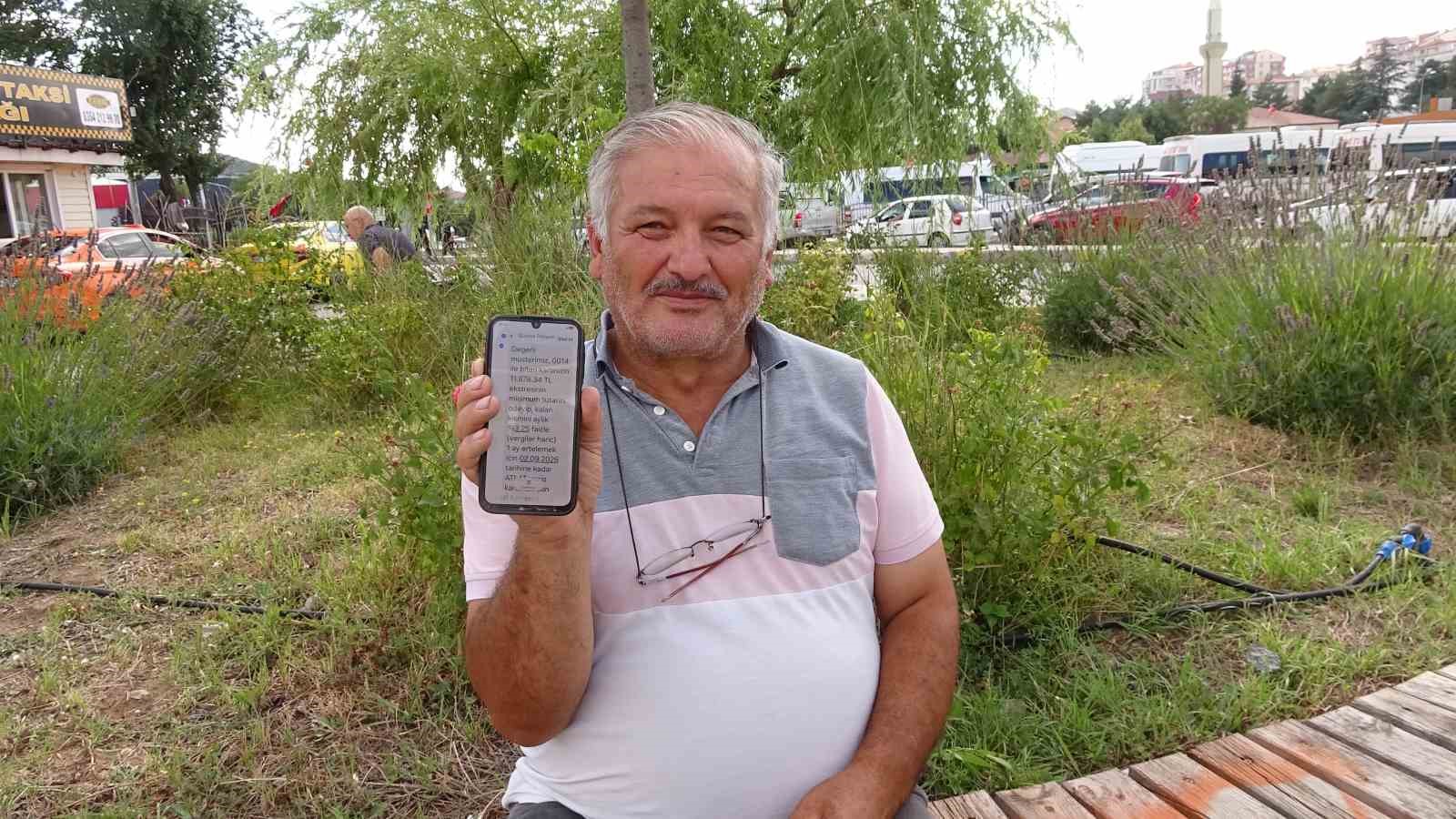 Gelen mesajı onayladı, neredeyse 150 bin lirasından oluyordu