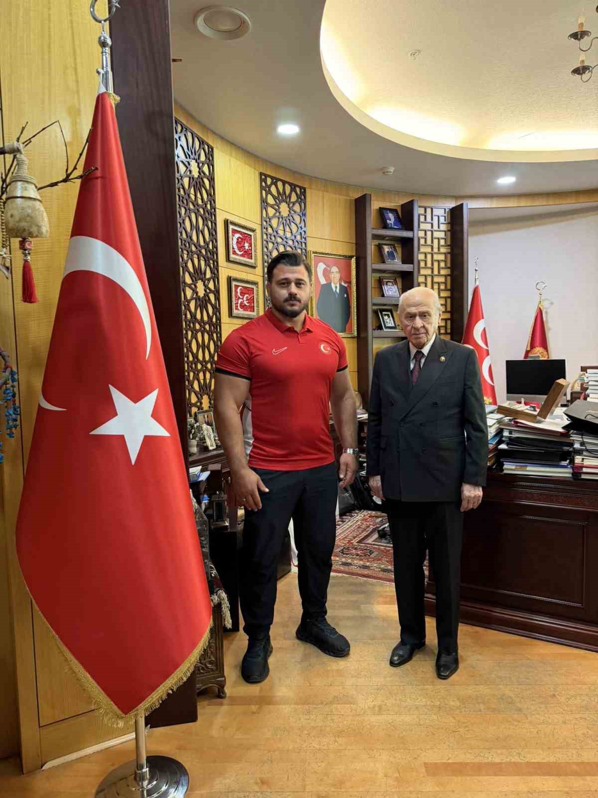 Taha Akgül ve Rıza Kayaalp’ten MHP Lideri Bahçeli’ye ziyaret