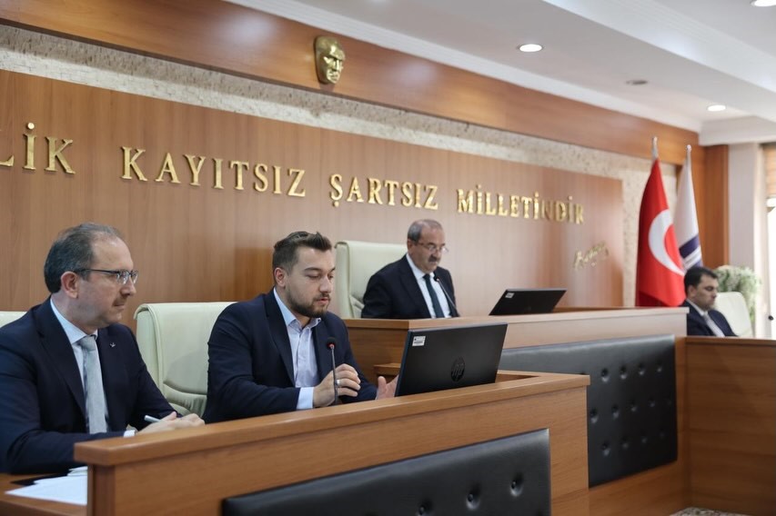 Büyükşehir Belediye Meclisi’nin kararları açıklandı; 86 ticari plaka ve e-skuter kararı