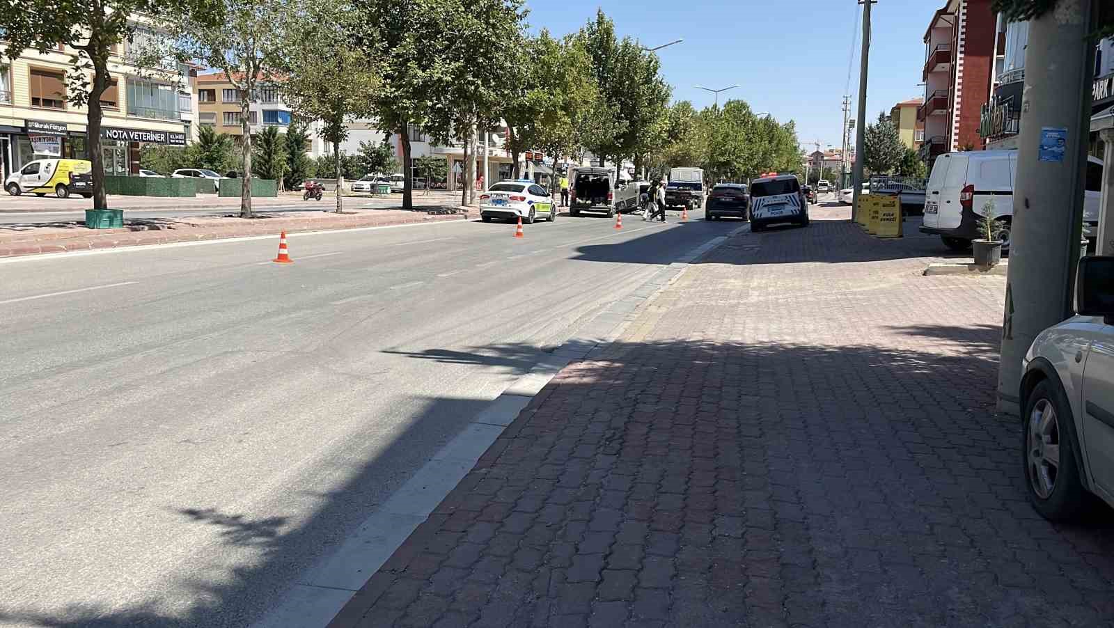 Kontrolden çıkıp takla atan araç sürücüsü yaralandı