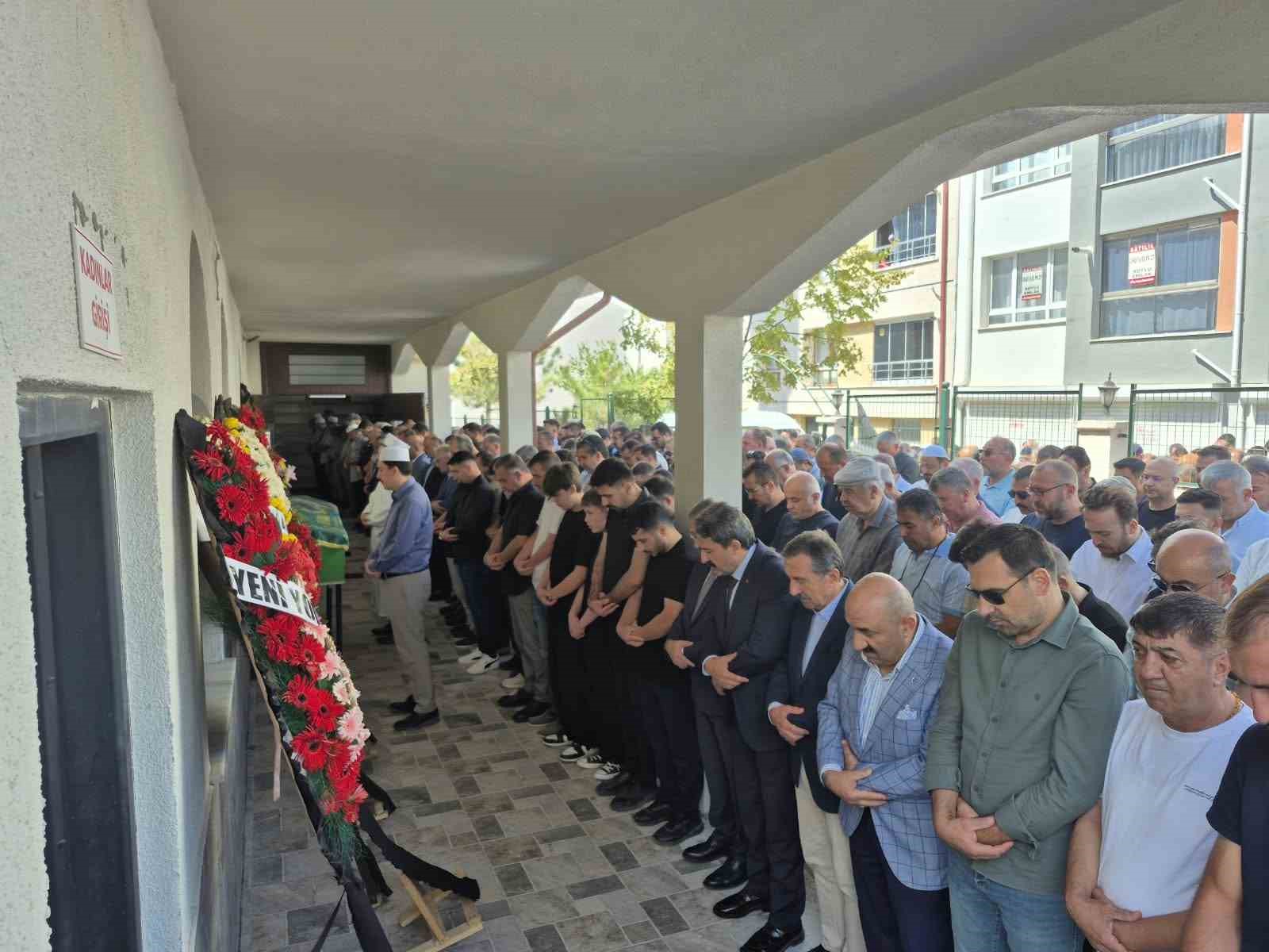 Afyonkarahisar İl Milli Eğitim Müdürü Altınkaynak’ın acı kaybı