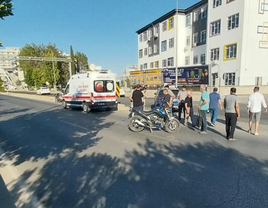 Adıyaman’da otomobil ile motosiklet çarpıştı: 1 yaralı