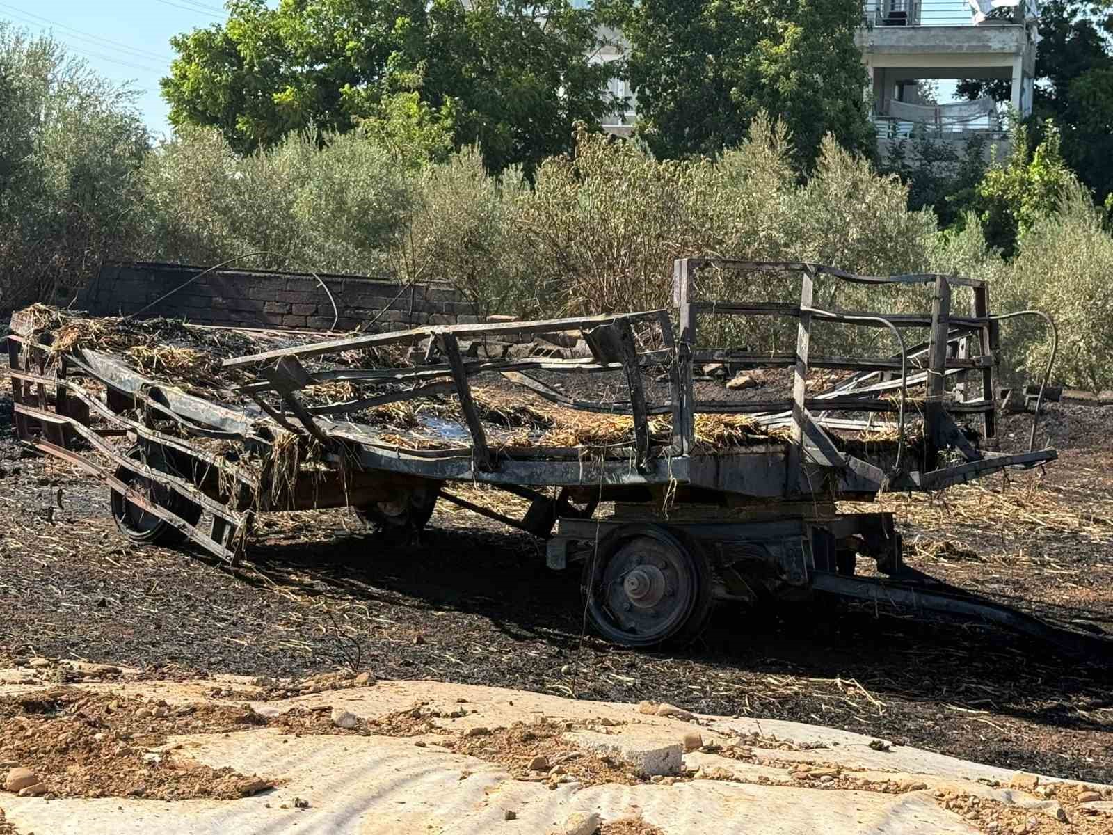 Serik’te 4 mahallede yangın paniği