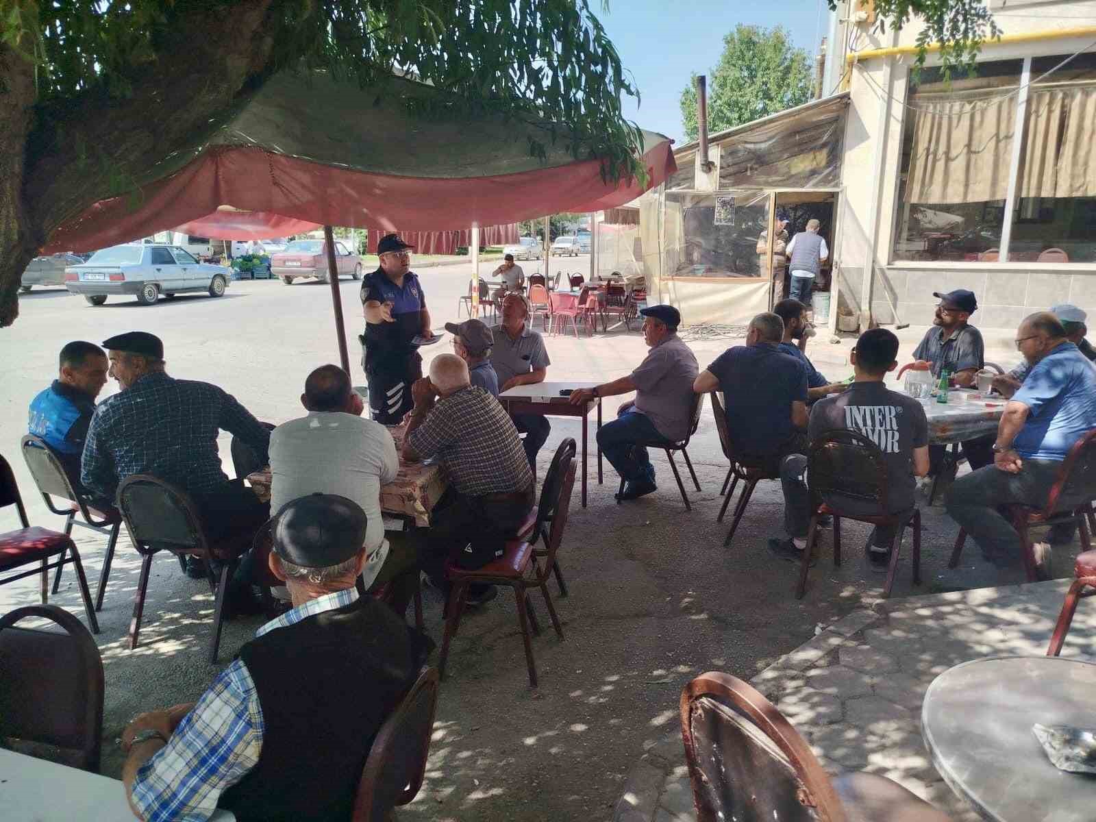 Polisten hırsızlık ve dolandırıcılık uyarısı: "Kapınızı kilitleyin, kamu görevlisi para istemez"