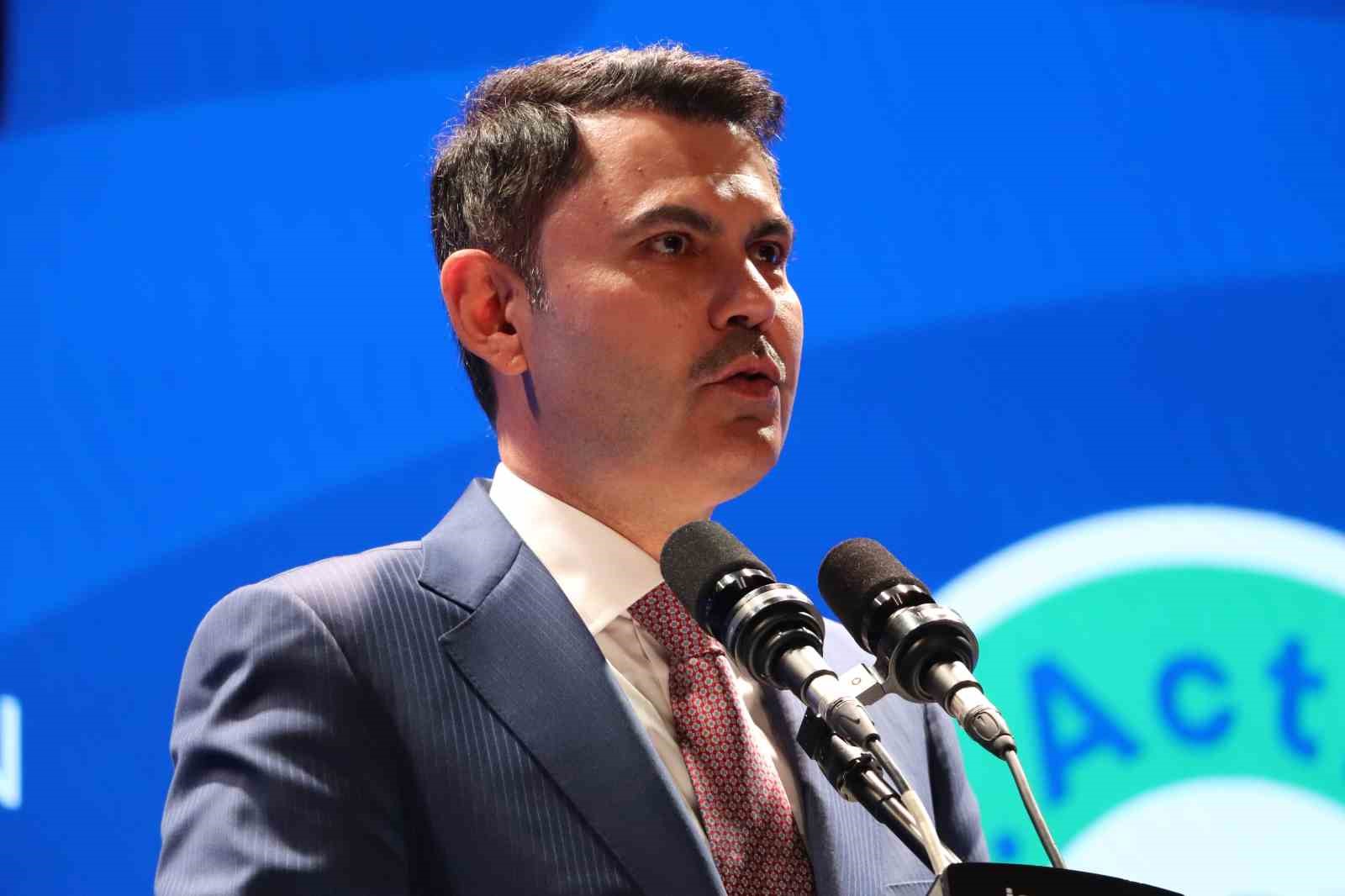 Bakan Kurum Demokrasi ve Özgürlükler Adası’nda konuştu: "Sözün eyleme dönüşmesi gereken zaman dilimindeyiz"