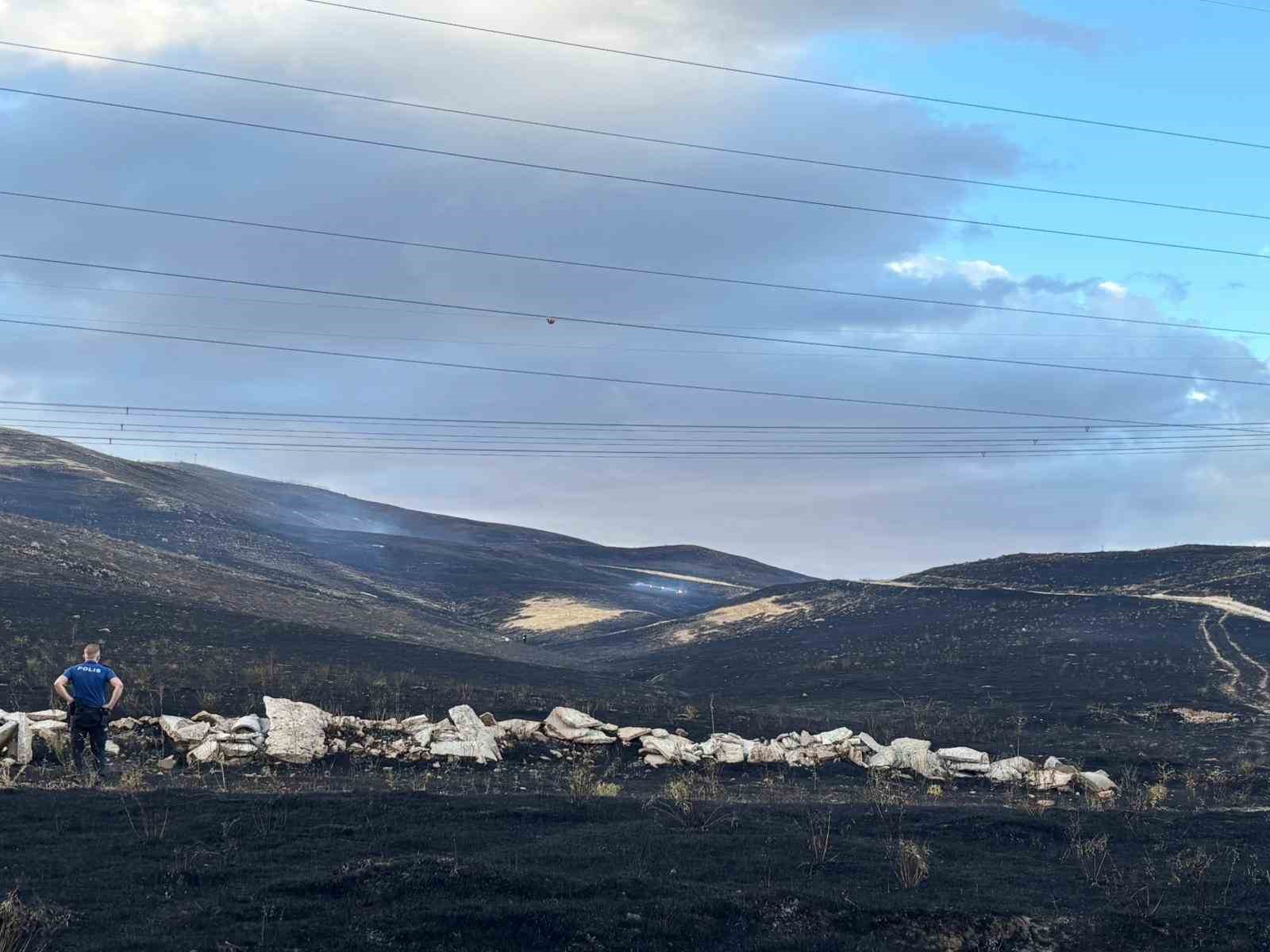 Ankara’da otluk alanda çıkan yangın kontrol altına alındı