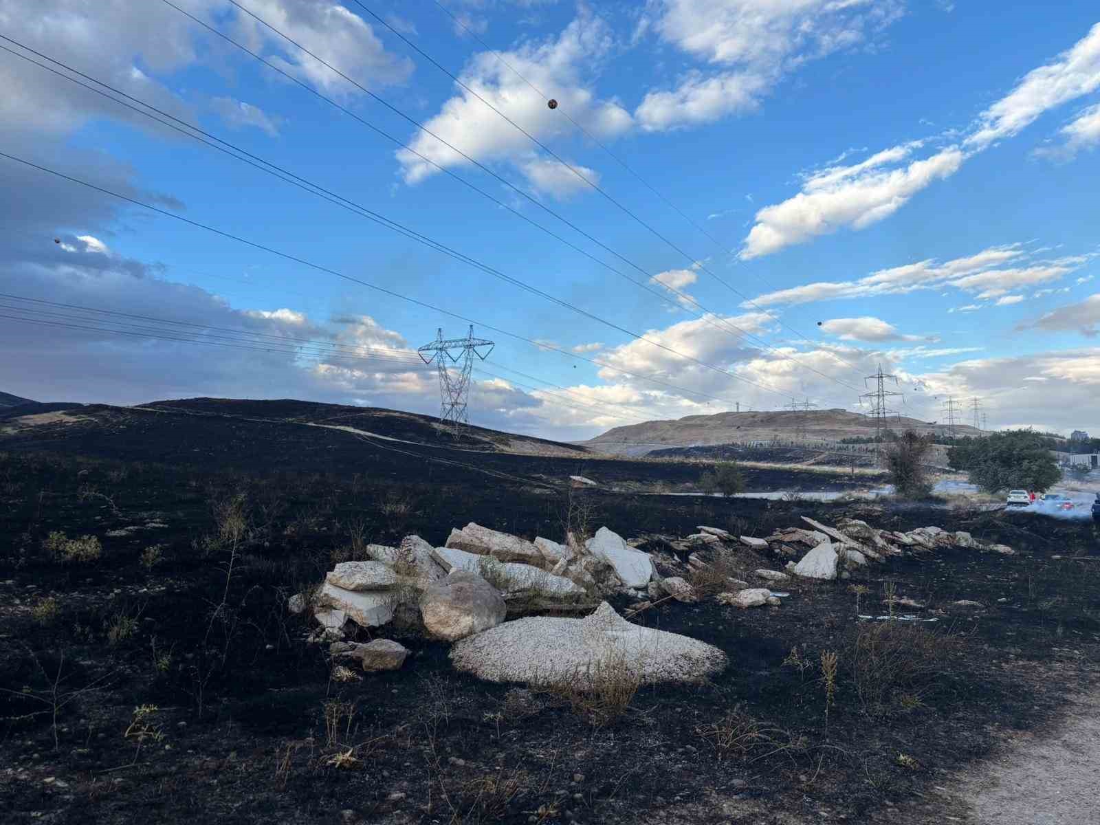 Ankara’da otluk alanda çıkan yangın kontrol altına alındı
