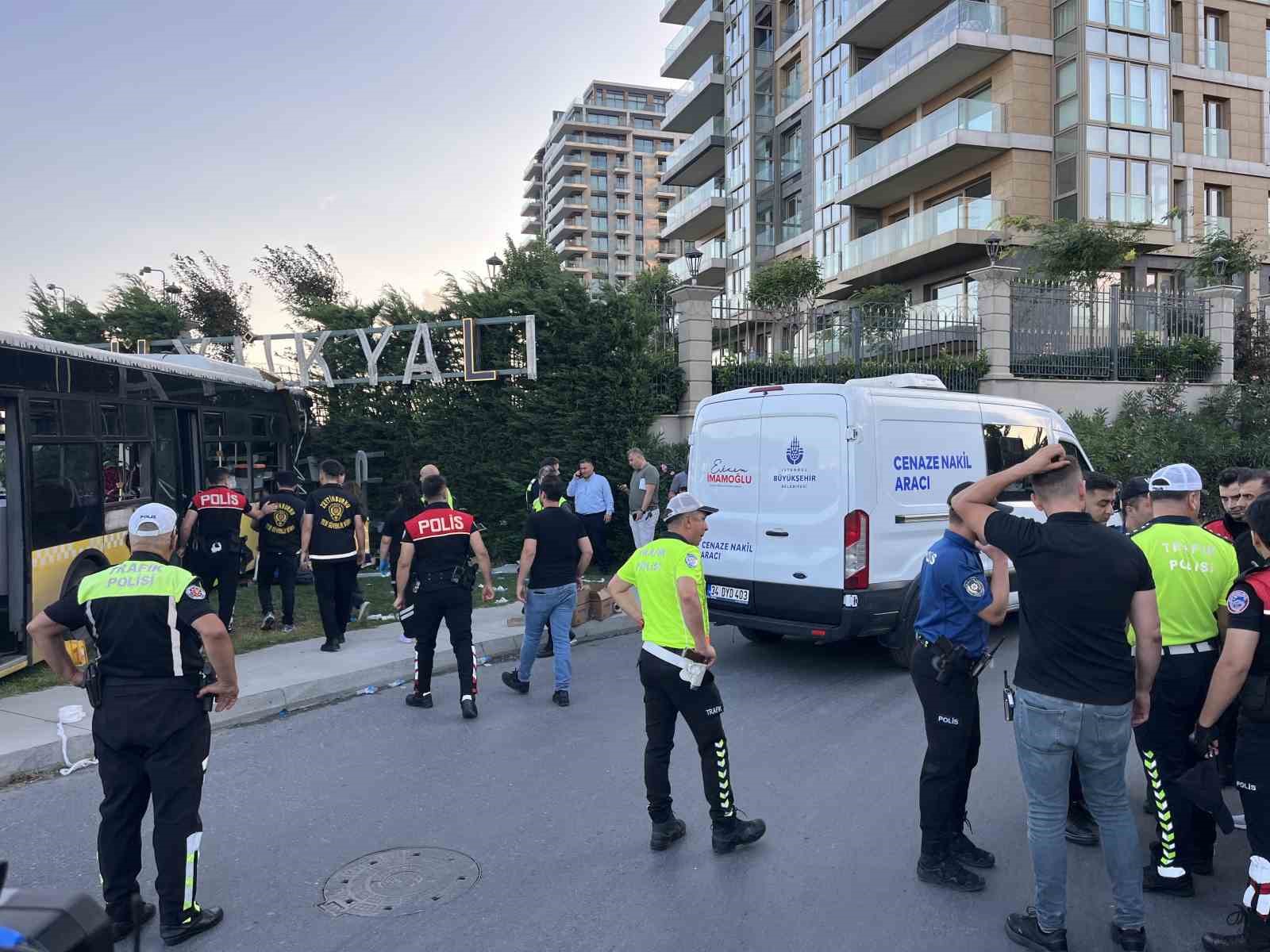 Zeytinburnu’ndaki İETT kazasında ölü sayısı 2’ye yükseldi