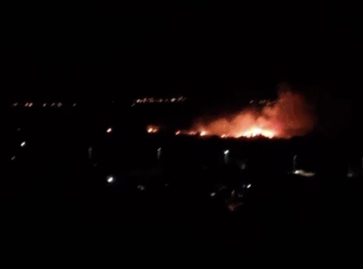 Denizli’de ovalık alanda yangın paniği