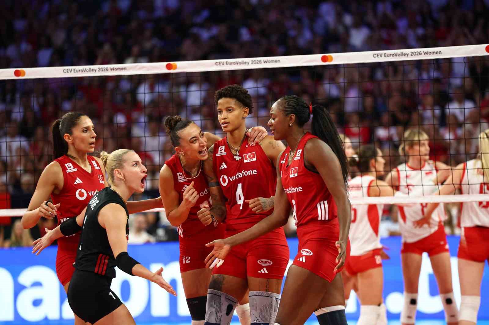 2026 CEV Avrupa Voleybol Şampiyonası: Türkiye: 2 - Polonya: 3