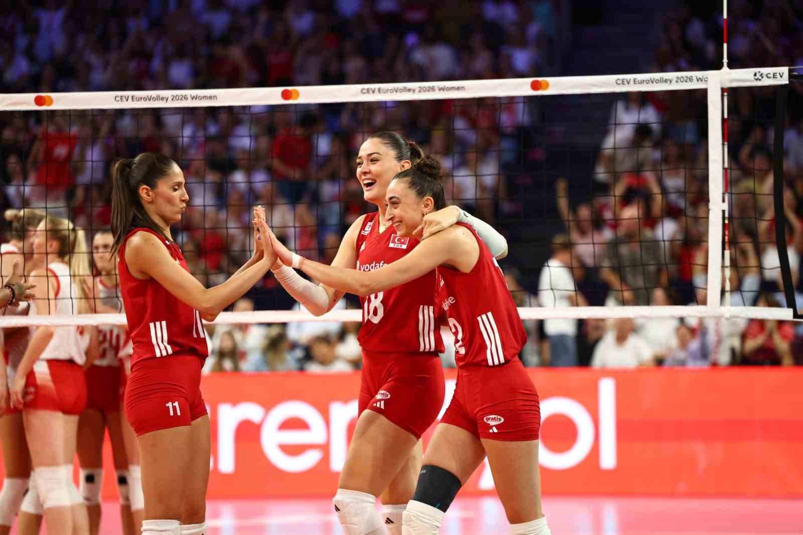 2026 CEV Avrupa Voleybol Şampiyonası: Türkiye: 2 - Polonya: 3