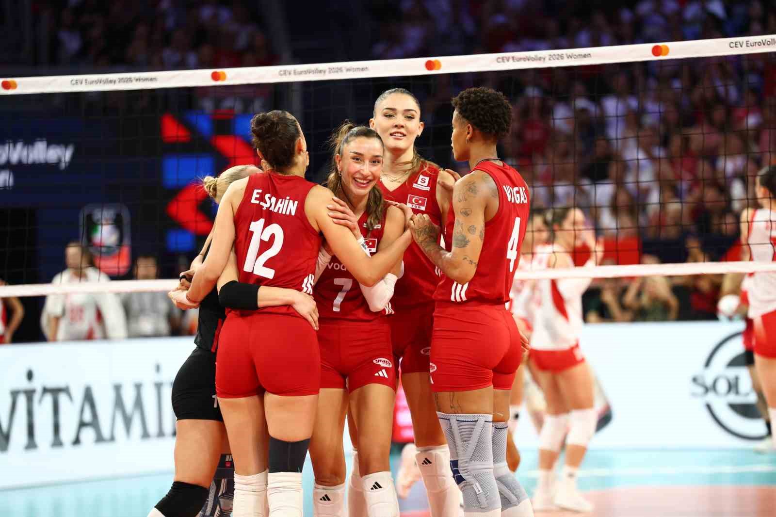 2026 CEV Avrupa Voleybol Şampiyonası: Türkiye: 2 - Polonya: 3