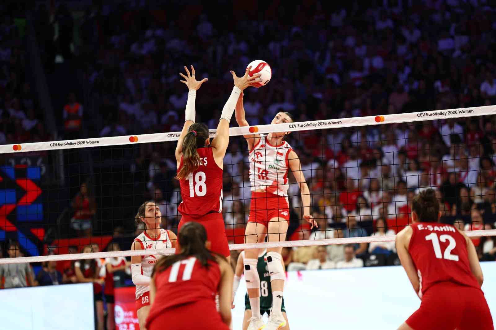 2026 CEV Avrupa Voleybol Şampiyonası: Türkiye: 2 - Polonya: 3