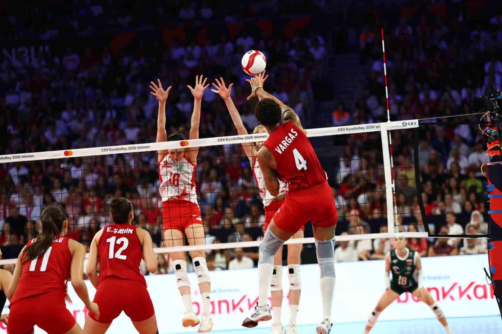 2026 CEV Avrupa Voleybol Şampiyonası: Türkiye: 2 - Polonya: 3