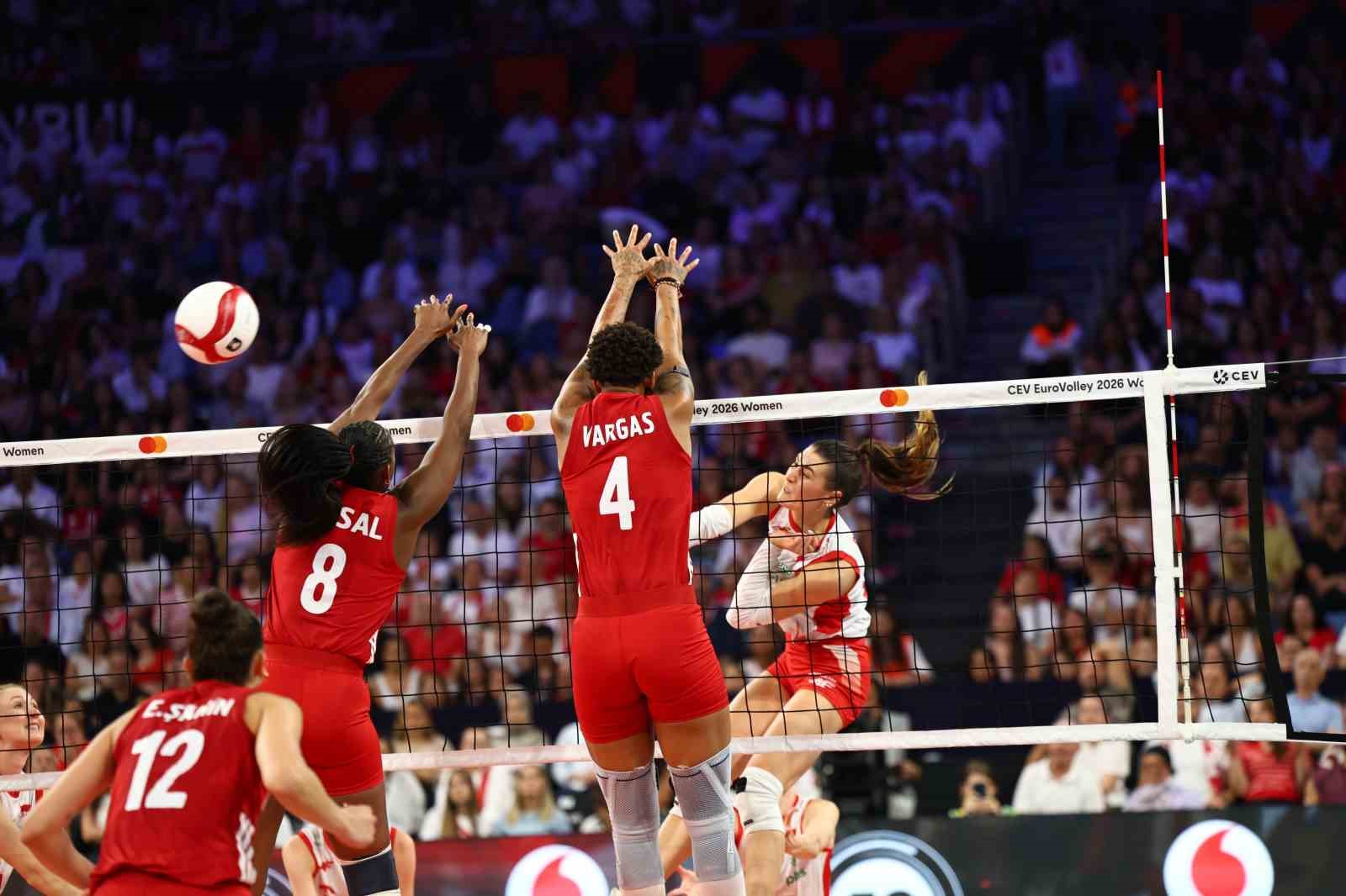 2026 CEV Avrupa Voleybol Şampiyonası: Türkiye: 2 - Polonya: 3