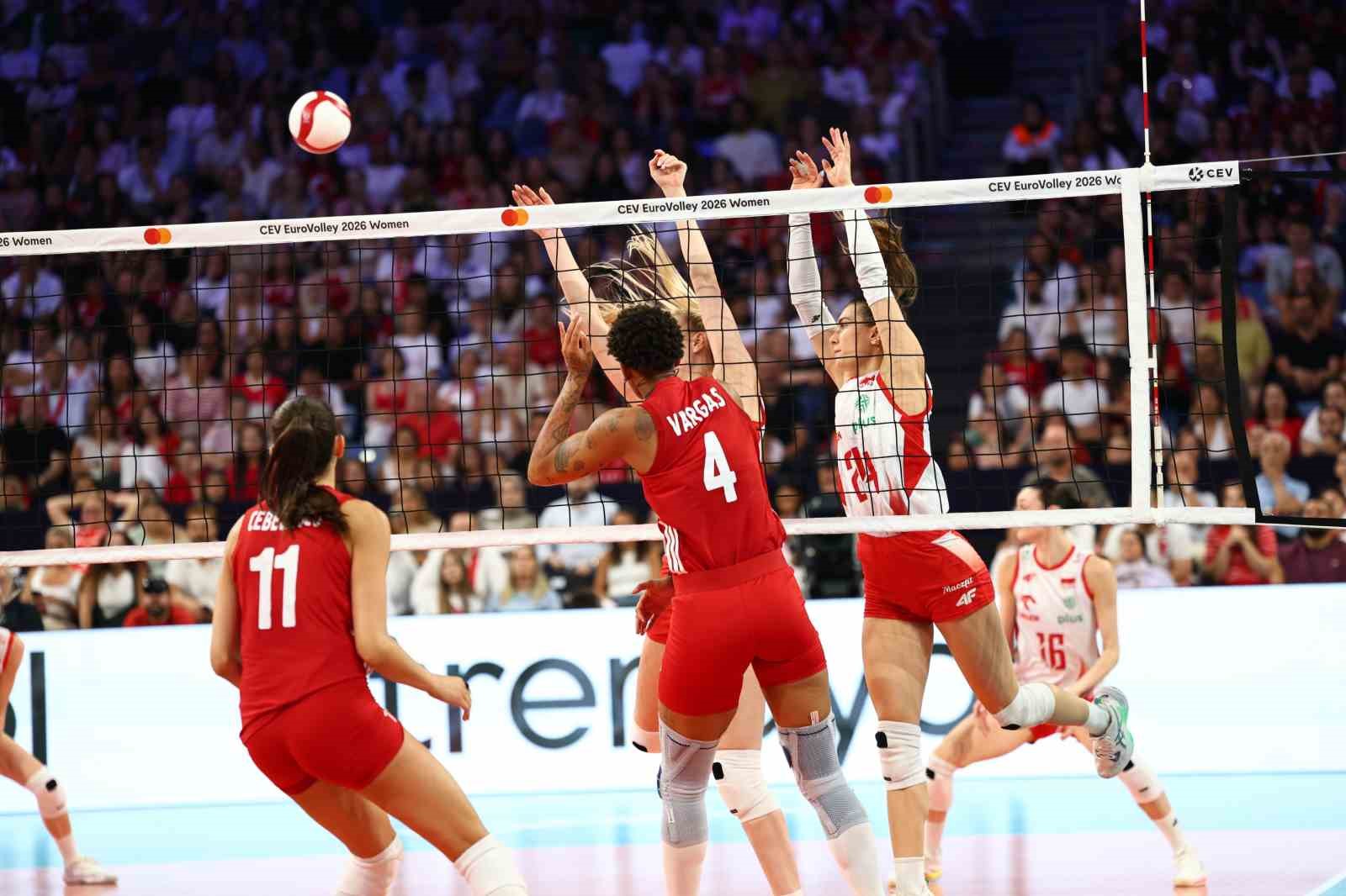 2026 CEV Avrupa Voleybol Şampiyonası: Türkiye: 2 - Polonya: 3