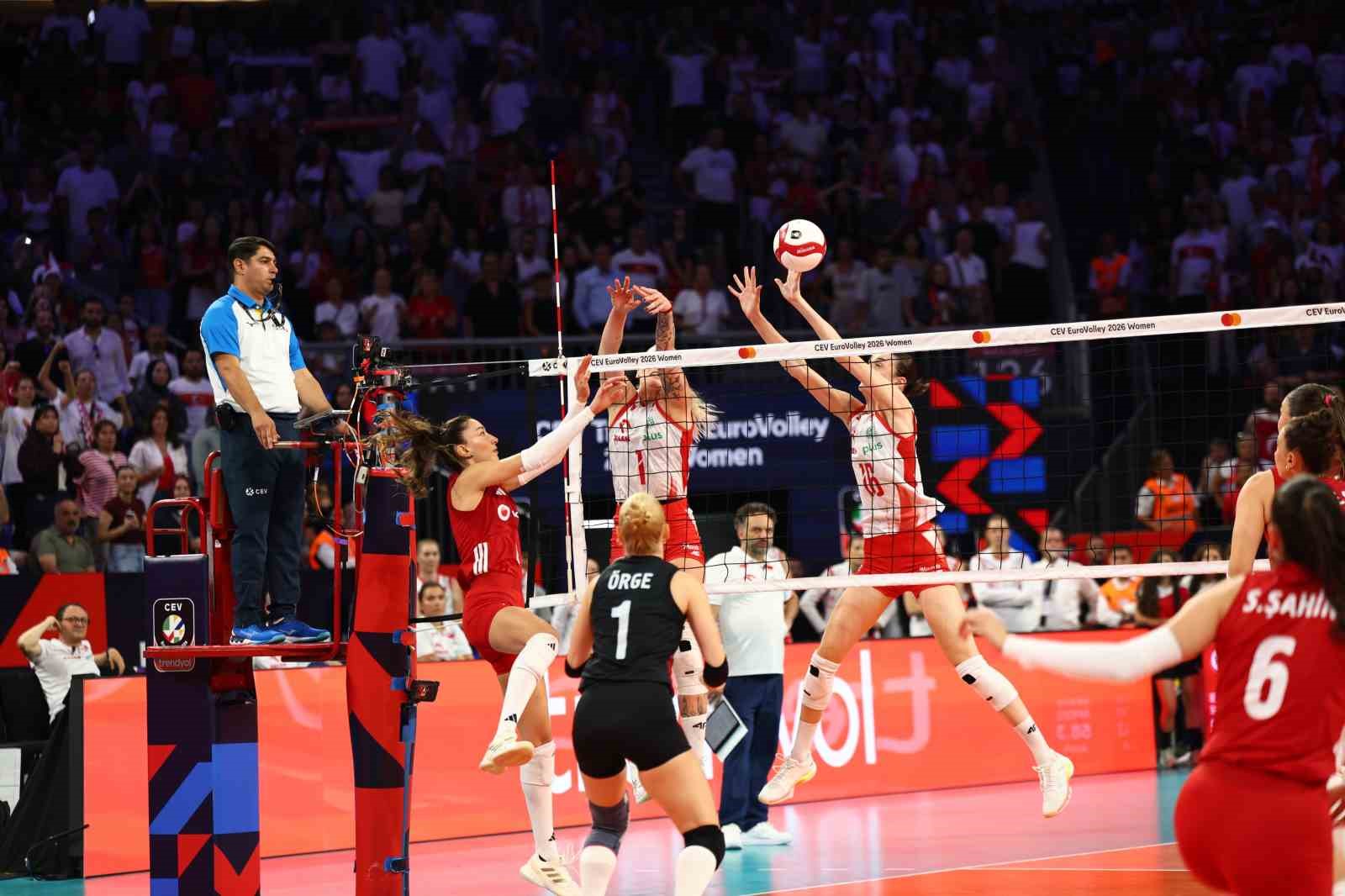 2026 CEV Avrupa Voleybol Şampiyonası: Türkiye: 2 - Polonya: 3