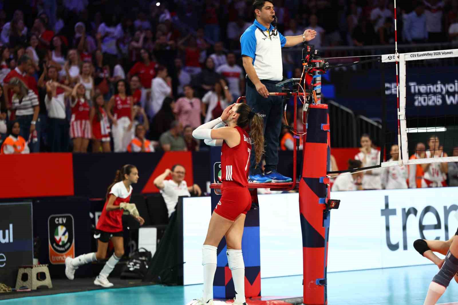 2026 CEV Avrupa Voleybol Şampiyonası: Türkiye: 2 - Polonya: 3