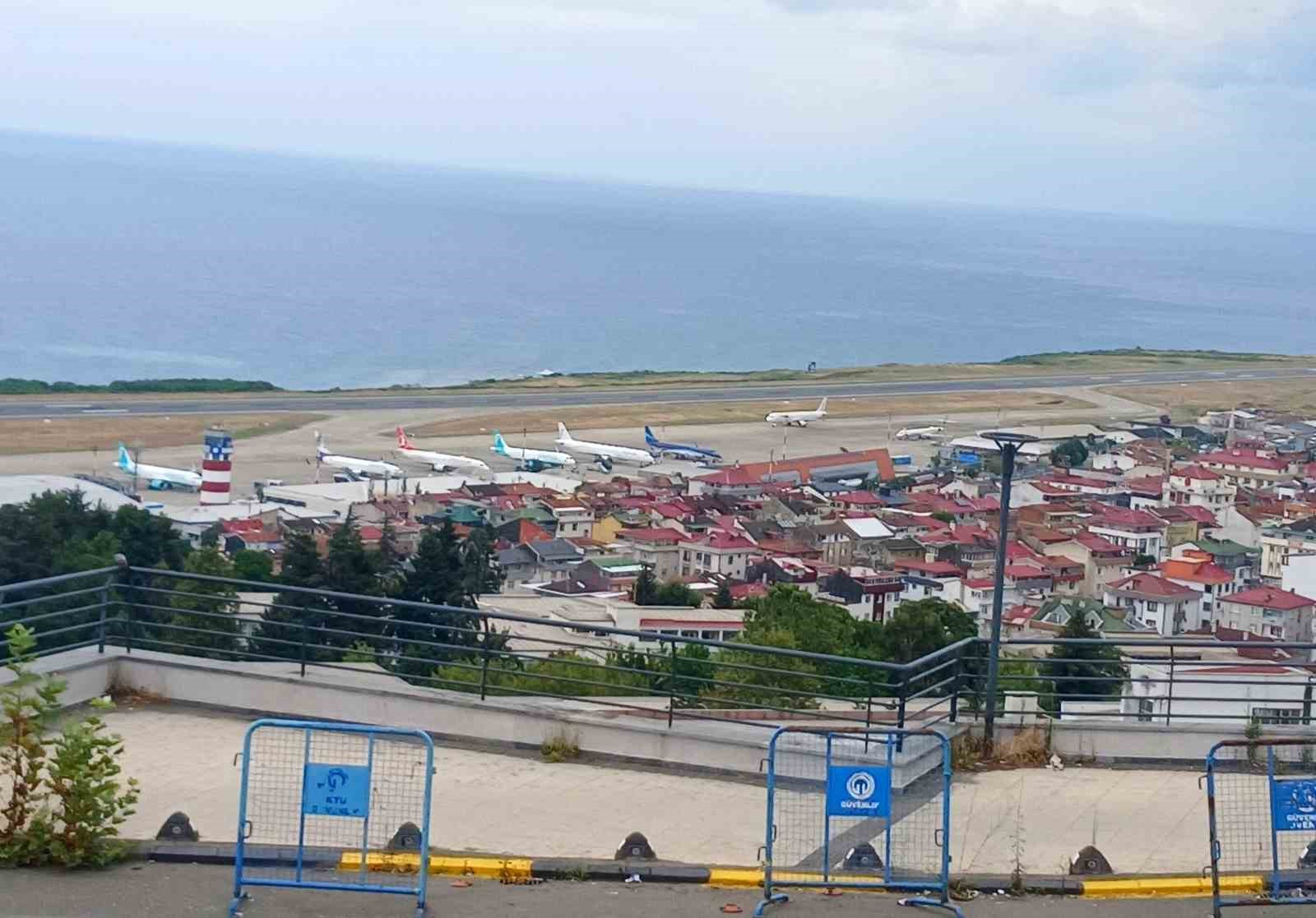 Trabzon havalimanı 21 Ağustos’ta 150 uçak trafiğiyle tüm zamanların en yüksek günlük trafik sayısına ulaştı