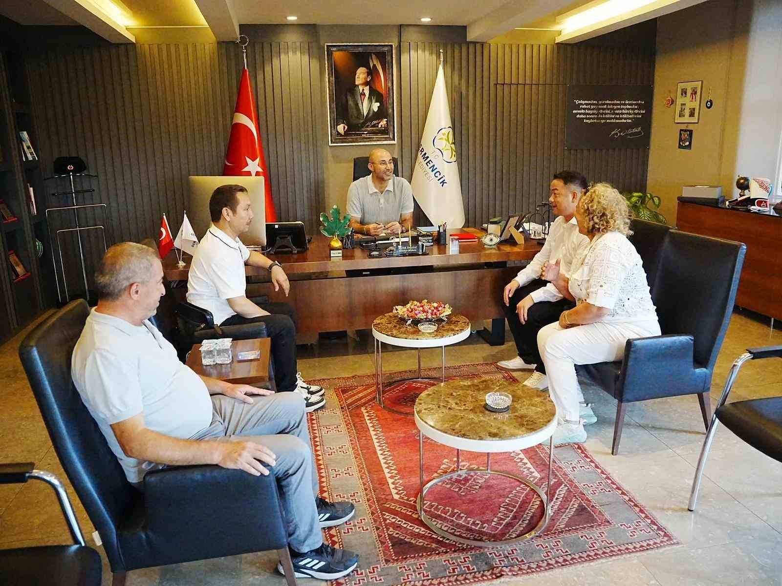 Başkan Zencirci, Çinli tanıtım elçilerini ağırladı