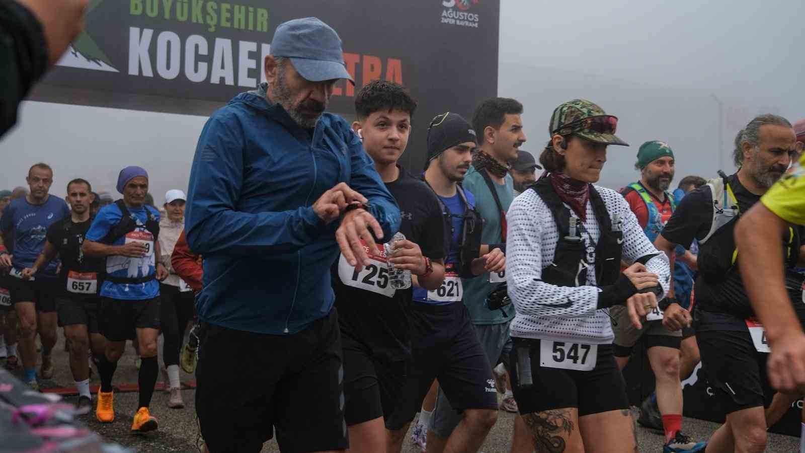 Sis altında 905 sporcudan nefes kesen mücadele