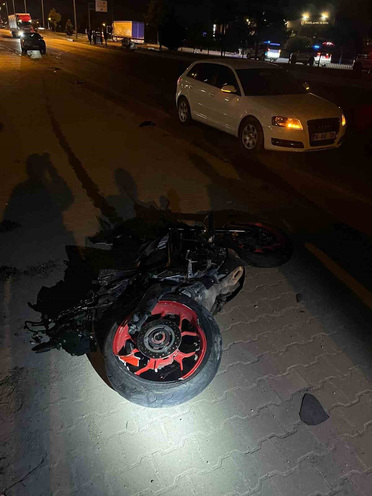 Bursa’da feci kaza: 20 yaşındaki motosiklet sürücüsü hayatını kaybetti