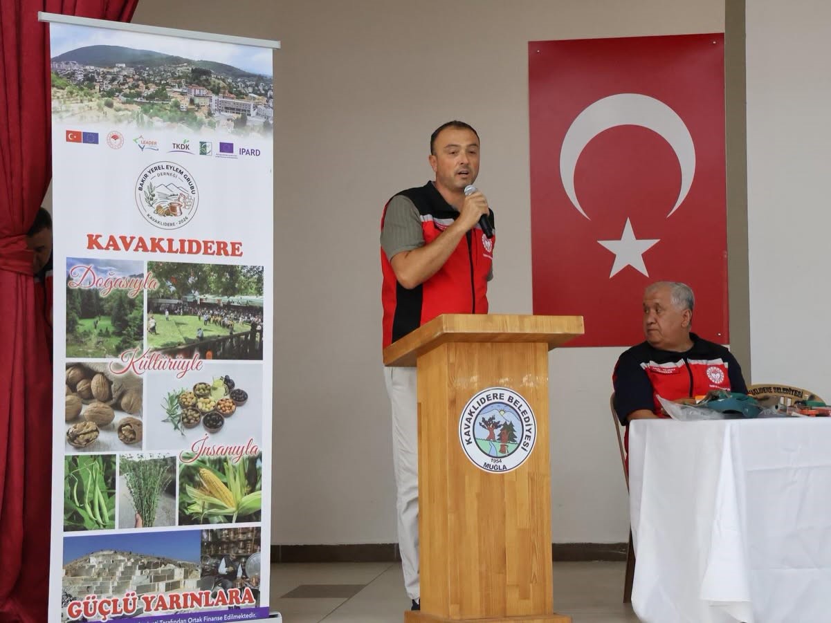 Kavaklıdere’de ceviz üreticilerine yönelik eğitim düzenlendi