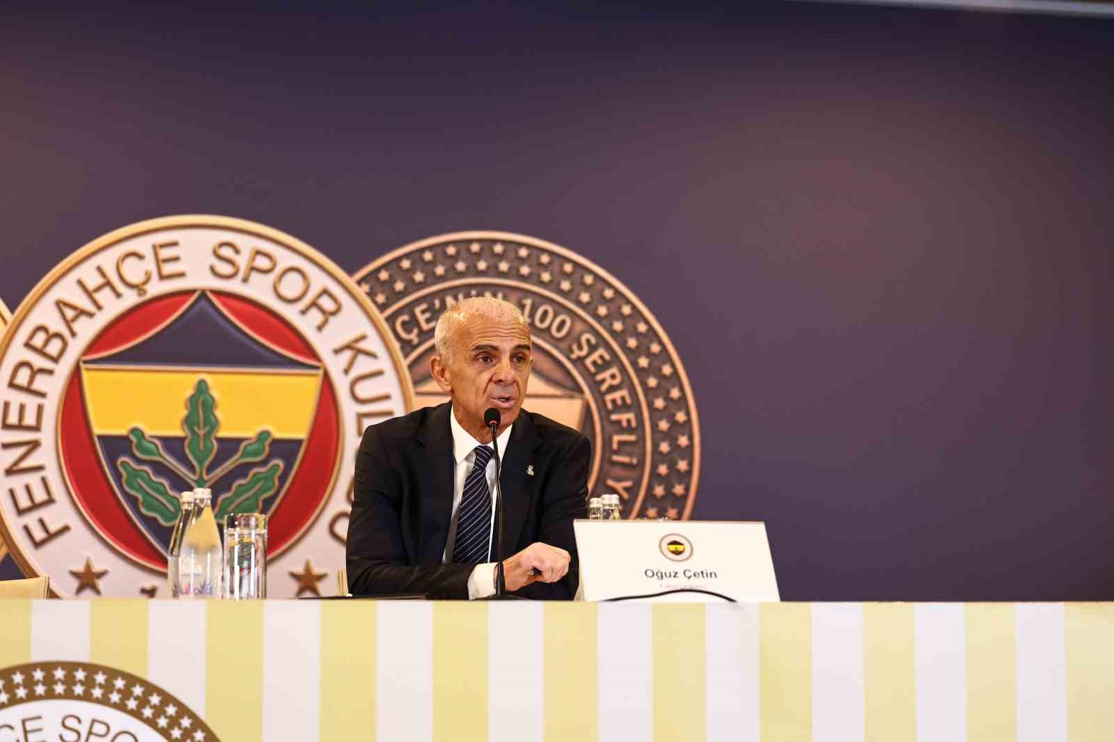 Fenerbahçe, Kojo Peprah Oppong için imza töreni düzenledi