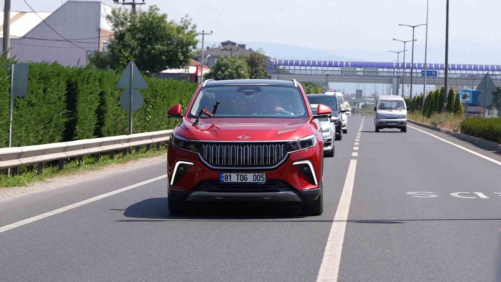 Projesinde çalıştı, hizmetlerini test etti