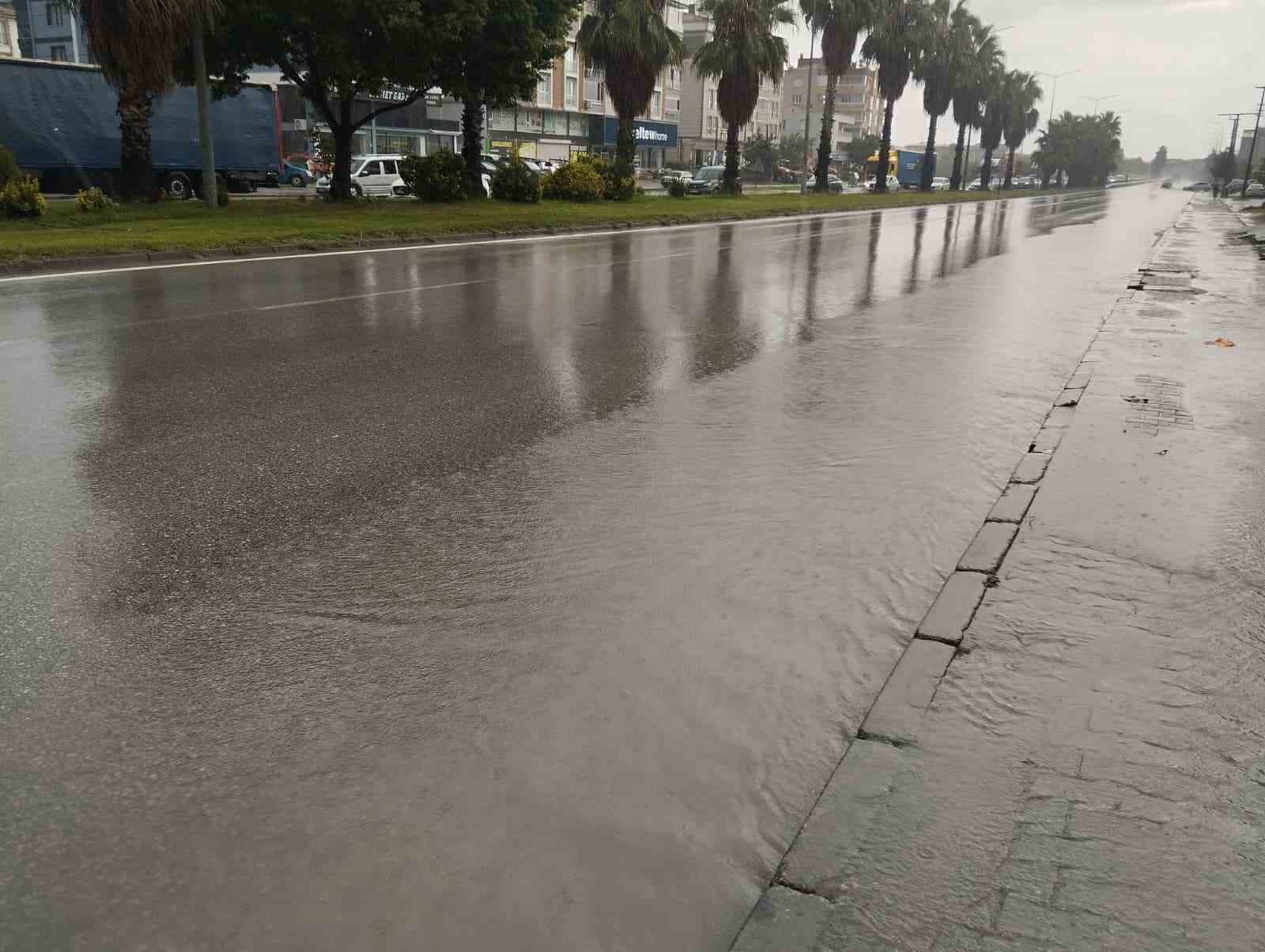Samsun’da sağanak etkili oldu