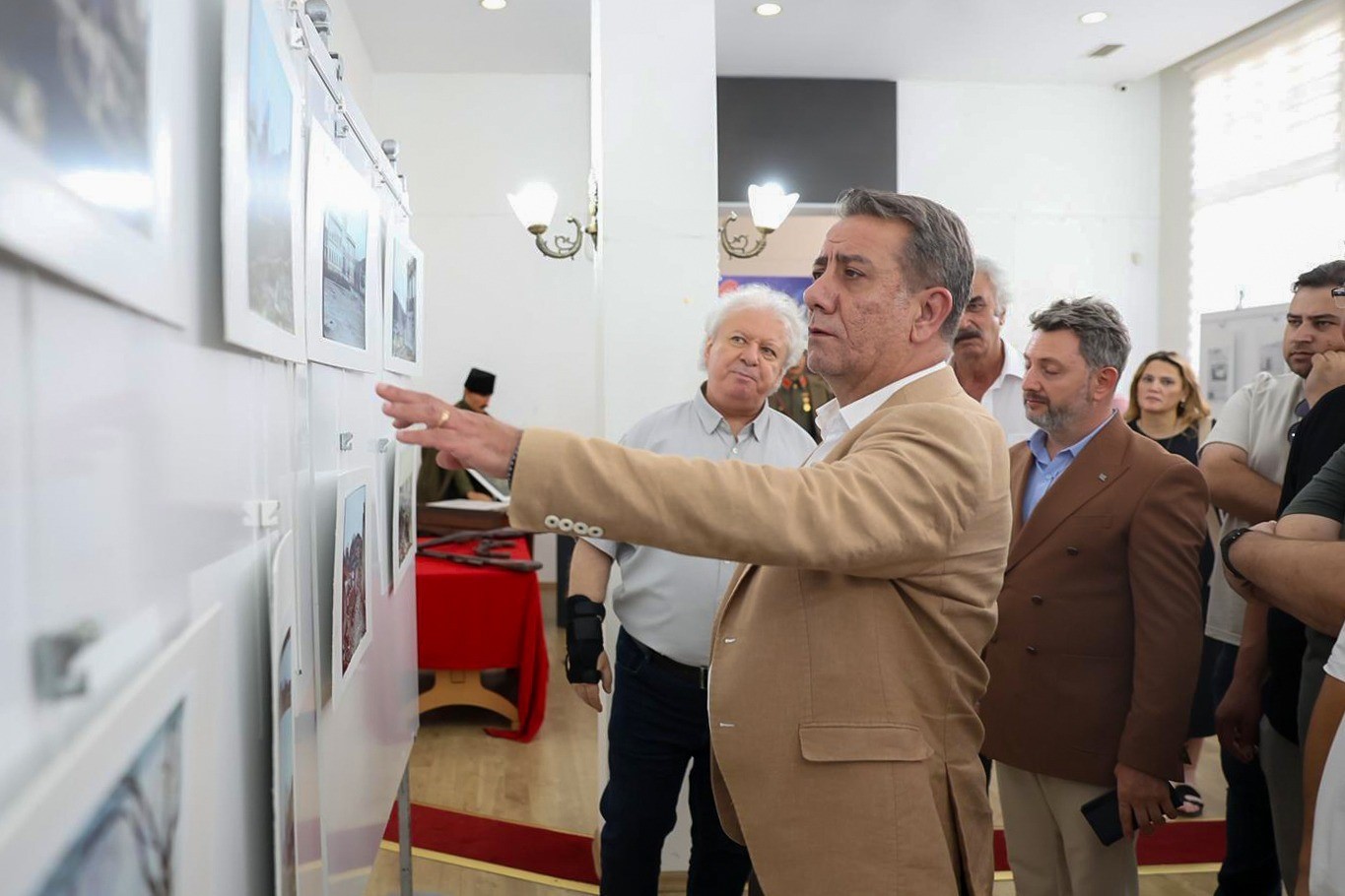 Efeler’de "Zaferden Kurtuluşa" sergisi tarihe ışık tutuyor