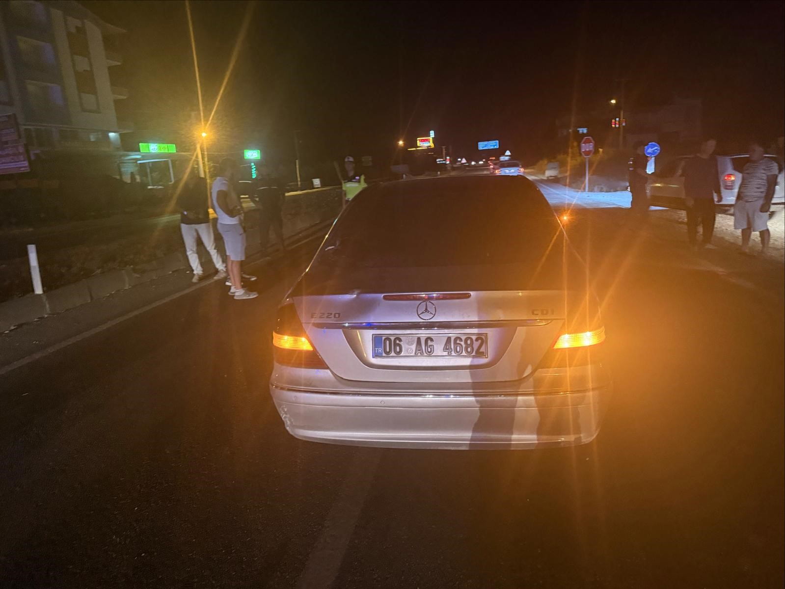 Otomobil motosiklete arkadan çarptı: 1 ölü, 1 ağır yaralı