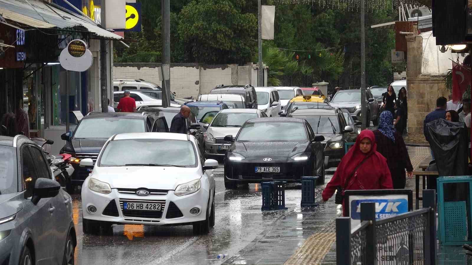 Kilis’te yağış etkili oldu