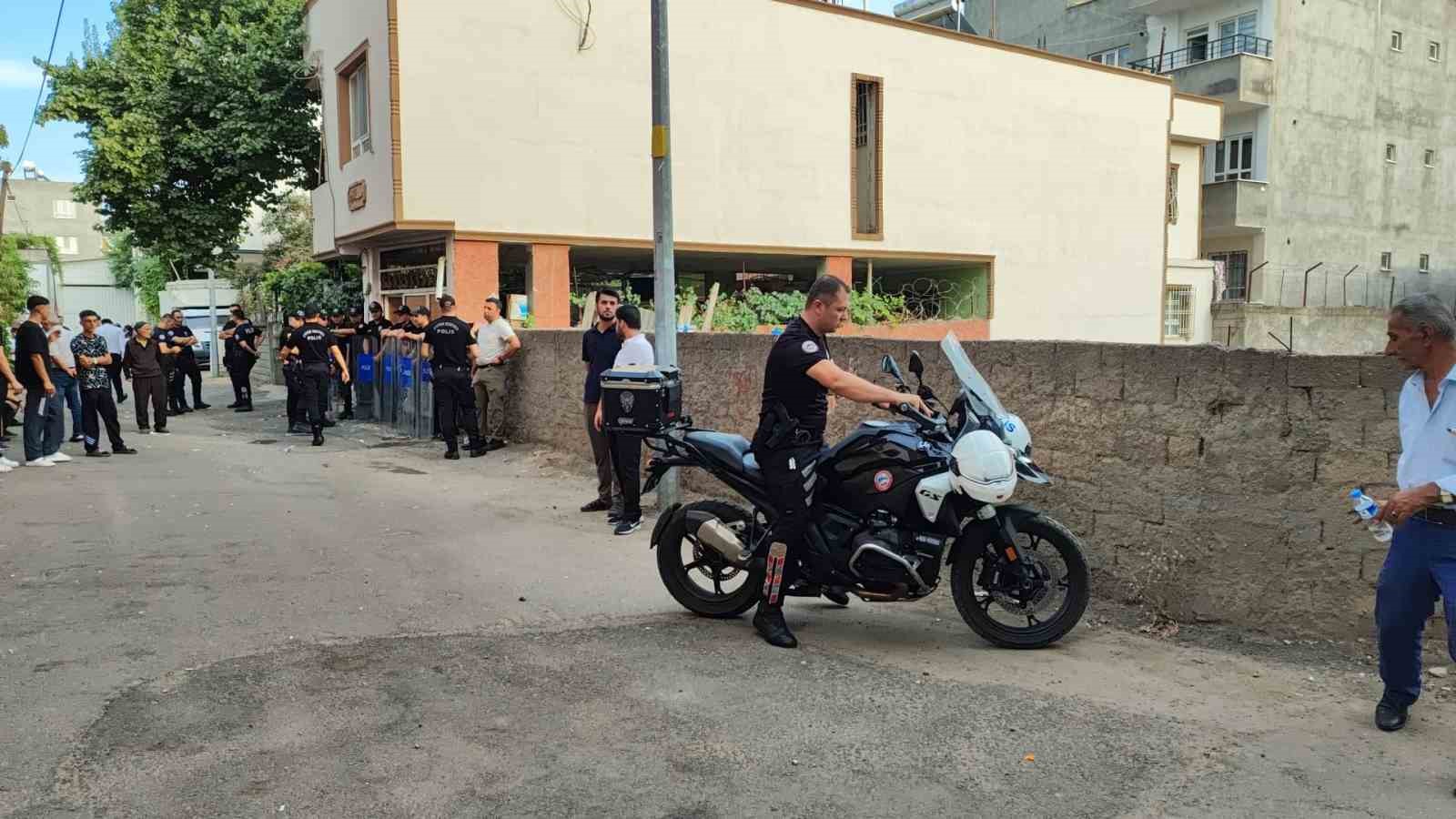 Batman’da annesini öldüren şahıs, polise teslim oldu